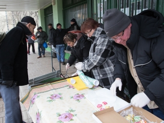 Aranyvasárnap - Advent és Ételosztás a Rómain - fotó: Ónodi Zoltán