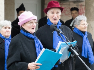 Aranyvasárnap - Advent és Ételosztás a Rómain - fotó: Ónodi Zoltán