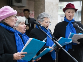Aranyvasárnap - Advent és Ételosztás a Rómain - fotó: Ónodi Zoltán