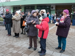 Aranyvasárnap - Advent és Ételosztás a Rómain - fotó: Ónodi Zoltán