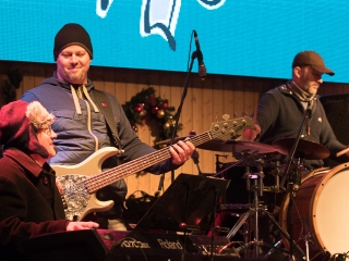 Főtéri Advent: Kelemen Angelika és a Fourtissimo - fotó: Ónodi Zoltán