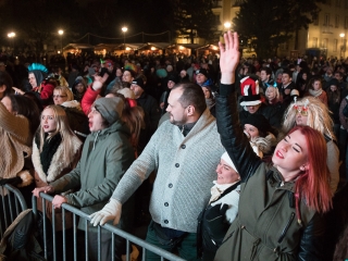 Szilveszter a Főtéren - fotó: Ónodi Zoltán