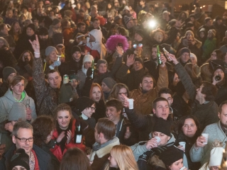 Szilveszter a Főtéren - fotó: Ónodi Zoltán