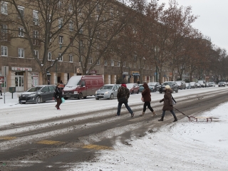Hóhelyzet a városban - fotó: Ónodi Zoltán