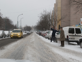 Hóhelyzet a városban - fotó: Ónodi Zoltán