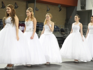 Szalagavató - Pannon Oktatási Központ - fotó: Sándor Judit