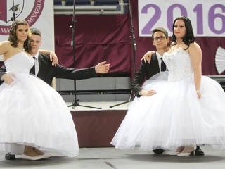 Szalagavató - Pannon Oktatási Központ - fotó: Sándor Judit