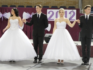 Szalagavató - Pannon Oktatási Központ - fotó: Sándor Judit