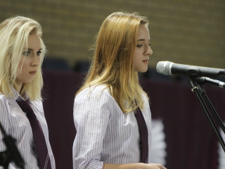 Szalagavató - Pannon Oktatási Központ - fotó: Sándor Judit