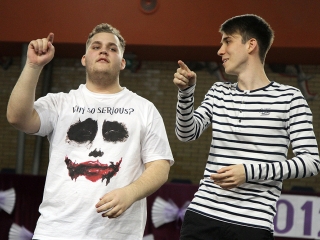 Szalagavató - Pannon Oktatási Központ - fotó: Sándor Judit