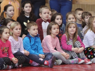 A csúnya lány - Táncos mesejáték - fotó: Sándor Judit