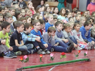 A csúnya lány - Táncos mesejáték - fotó: Sándor Judit