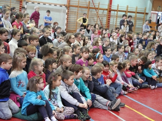 A csúnya lány - Táncos mesejáték - fotó: Sándor Judit