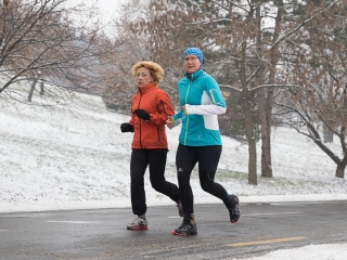 Yours Truly - Kitartó futók a Duna-parton - fotó: Ónodi Zoltán
