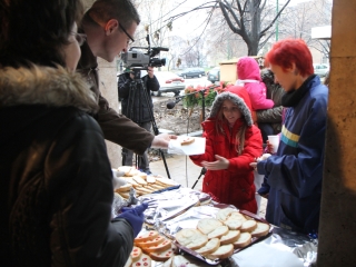 Adventi gyertyagyújtás a Rómain - fotó: Ónodi Zoltán