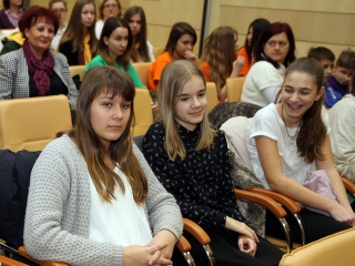 A hónap diákjainak köszöntése - fotó: Sándor Judit