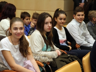 A hónap diákjainak köszöntése - fotó: Sándor Judit