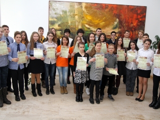 A hónap diákjainak köszöntése - fotó: Sándor Judit