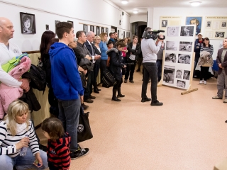 Edo "firkák" kiállítás a Rosti gimiben - fotó: Ónodi Zoltán