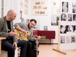 Edo "firkák" kiállítás a Rosti gimiben - fotó: Ónodi Zoltán