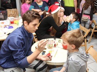 Mikulás az MMK-ban - fotó: Sándor Judit