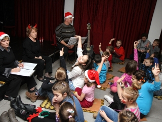 Mikulás az MMK-ban - fotó: Sándor Judit