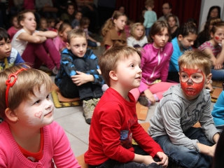 Mikulás az MMK-ban - fotó: Sándor Judit