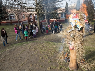 Kiszebáb égetés a Bóbita Óvodában - fotó: Ónodi Zoltán