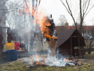 Kiszebáb égetés a Bóbita Óvodában - fotó: Ónodi Zoltán