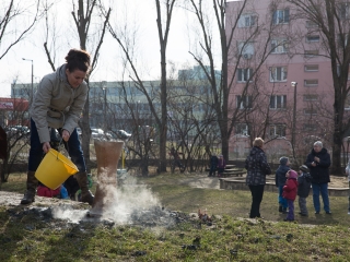 Kiszebáb égetés a Bóbita Óvodában - fotó: Ónodi Zoltán