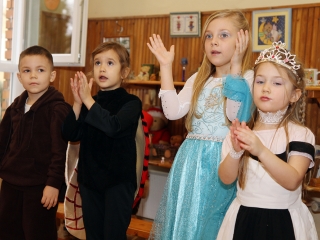 Farsang a Mesevár oviban - fotó: Sándor Judit