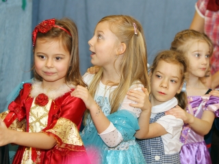 Farsang a Mesevár oviban - fotó: Sándor Judit