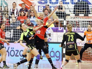 Asztrahanyocska - DKKA - fotó: Sándor Judit