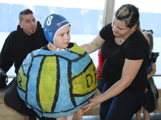 Tavaszköszöntés az uszodában - fotó: Sándor Judit