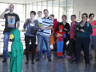 Tavaszköszöntés az uszodában - fotó: Sándor Judit