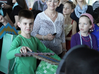 Tavaszköszöntés az uszodában - fotó: Sándor Judit