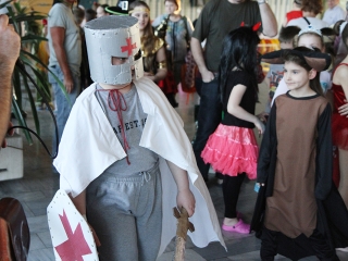 Tavaszköszöntés az uszodában - fotó: Sándor Judit