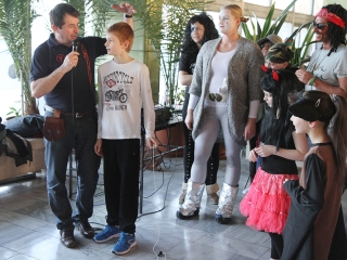 Tavaszköszöntés az uszodában - fotó: Sándor Judit