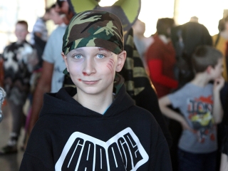 Tavaszköszöntés az uszodában - fotó: Sándor Judit