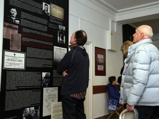 Katyn - Diktatúrák árnyékában - fotó: Sándor Judit