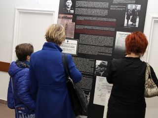 Katyn - Diktatúrák árnyékában - fotó: Sándor Judit