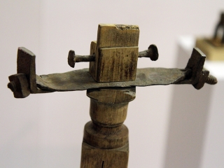 Vas/mű a KMI-ben - fotó: Sándor Judit