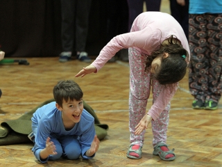 Meseéjszakára virradtak a Móriczban - fotó: Sándor Judit