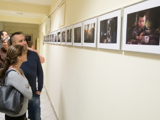 MMK Galéria: Donbasz könnyei - fotó: Ónodi Zoltán