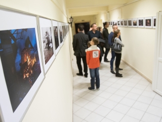 MMK Galéria: Donbasz könnyei - fotó: Ónodi Zoltán