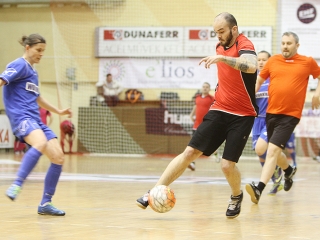 Jótékonysági focitorna - fotó: Sándor Judit