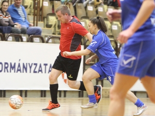 Jótékonysági focitorna - fotó: Sándor Judit