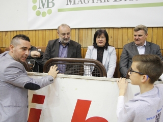 Jótékonysági focitorna - fotó: Sándor Judit