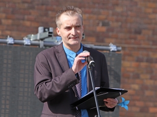 Az autizmus világnapja - Minifesztivál a főtéren - fotó: Sándor Judit