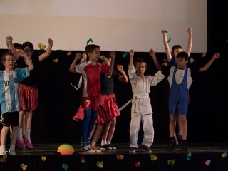 A Petőfi iskola gálaműsora - fotó: Ónodi Zoltán